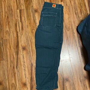 Empyre pants